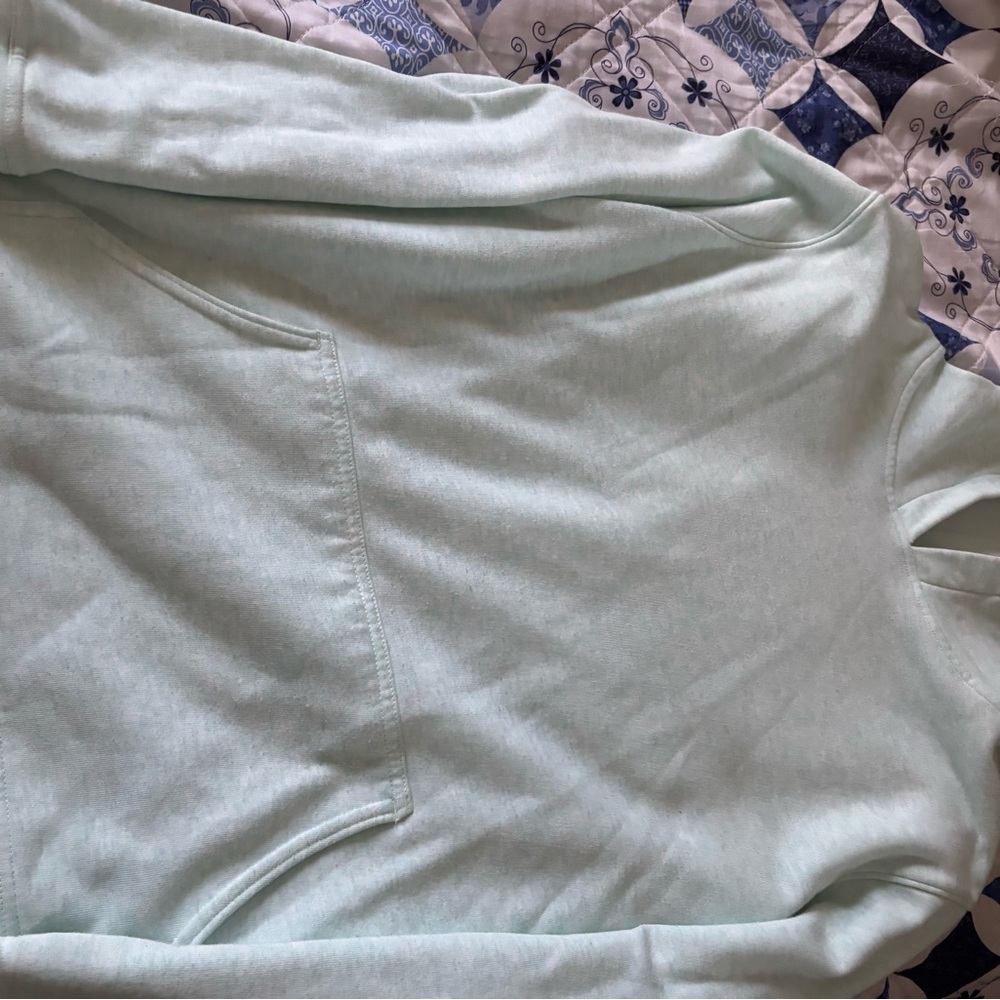 32 Degrees Mint Green & White Pullover Hoodie